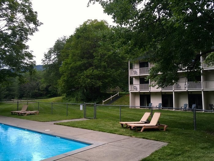 Backside and pool area at Seasons Resort VT