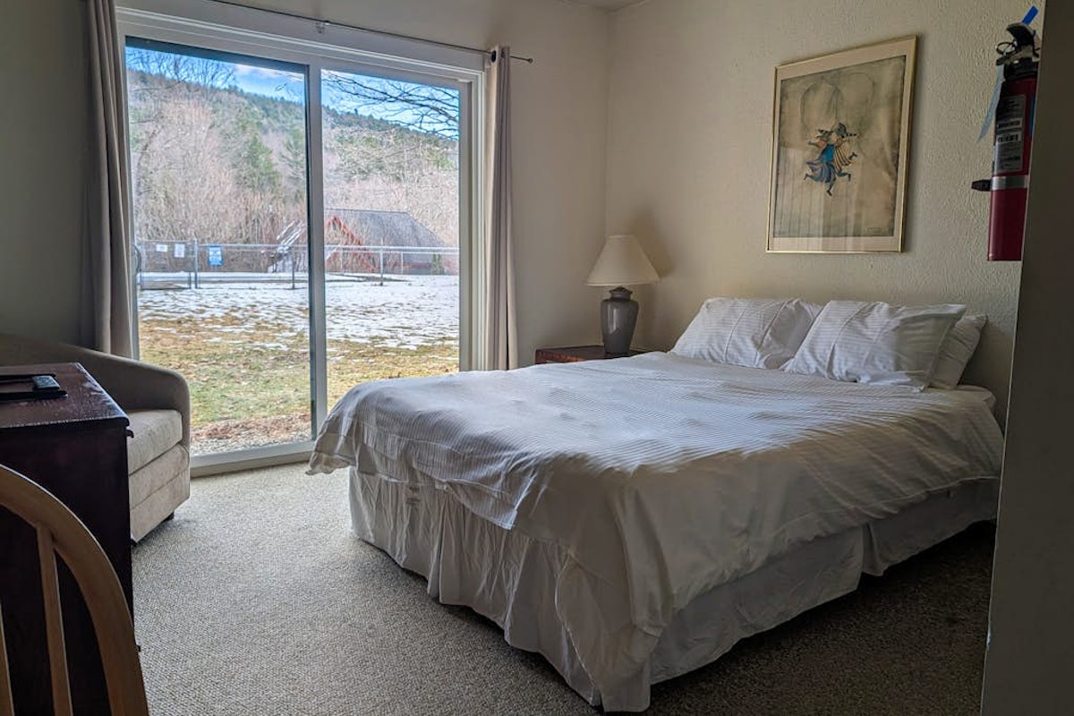 Seasons 103 rental interior