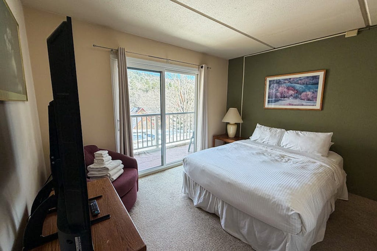 Seasons 303 rental interior